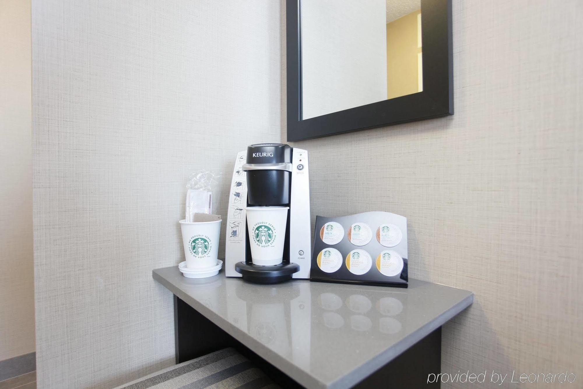 Holiday Inn Express Grande Prairie By Ihg Bagian luar foto